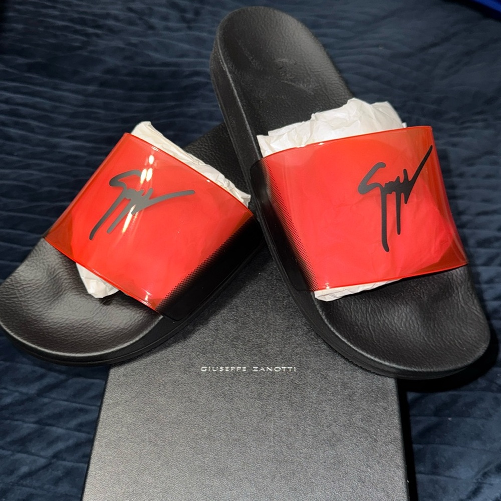 GIUSEPPE ZANOTTI SANDALS